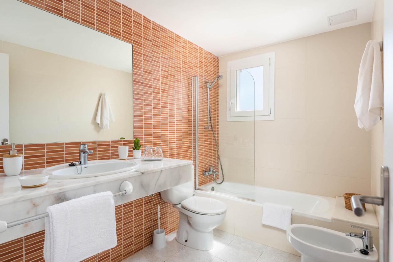 Rimar 6, 2 Bedroom Apartment, Cap D'Artrutx Cala'N Bosch  Exteriör bild